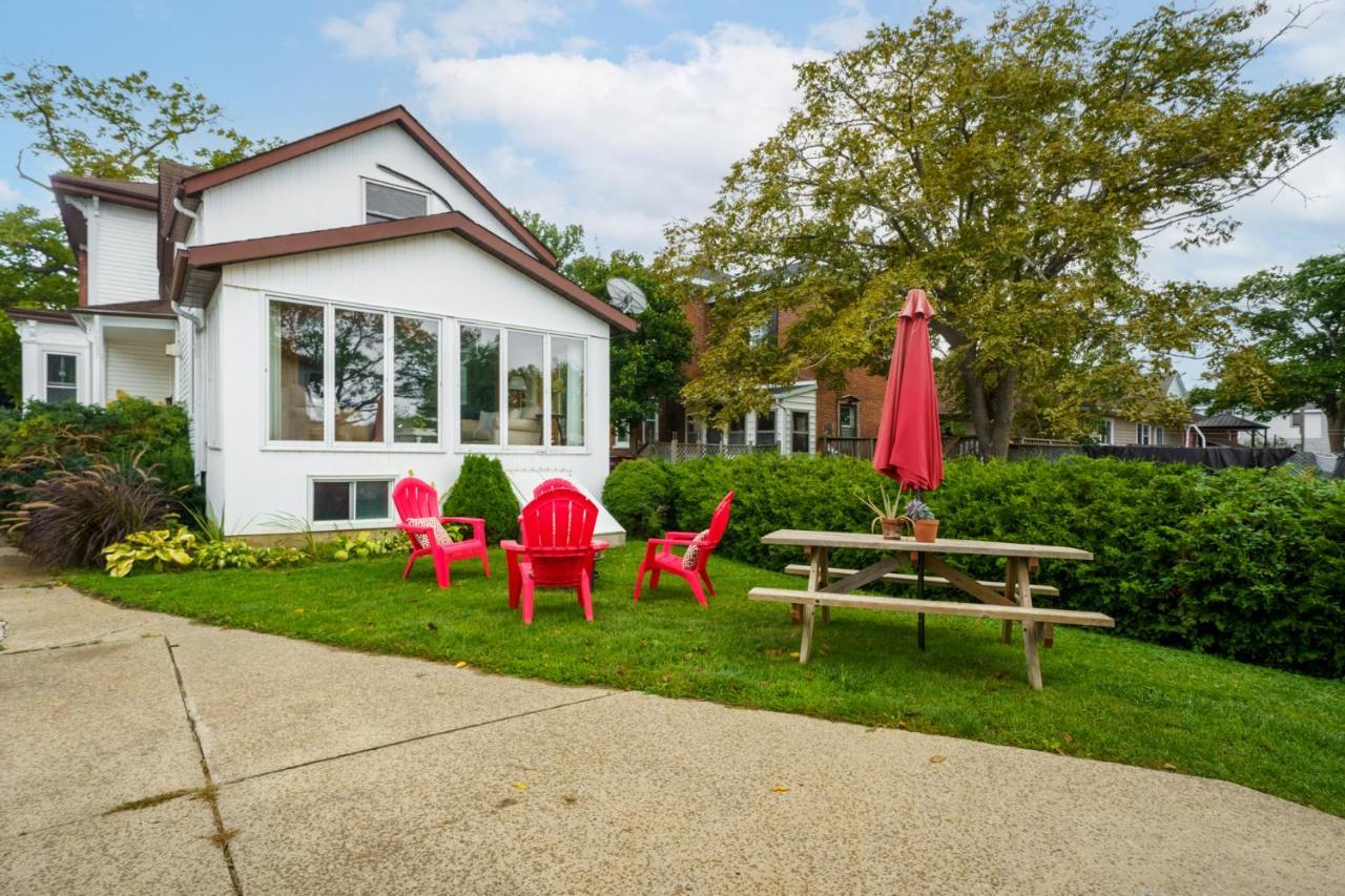 Sunroom On Maple Picton Exterior photo