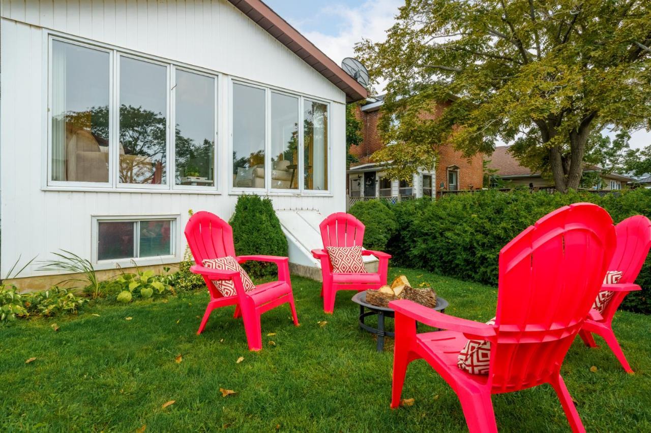 Sunroom On Maple Picton Exterior photo